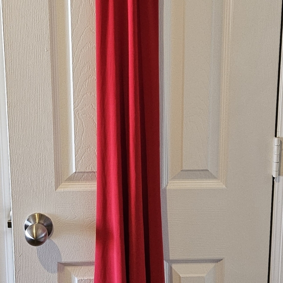 Club L London Petite cross back fishtail maxi dress - Picture 4 of 6